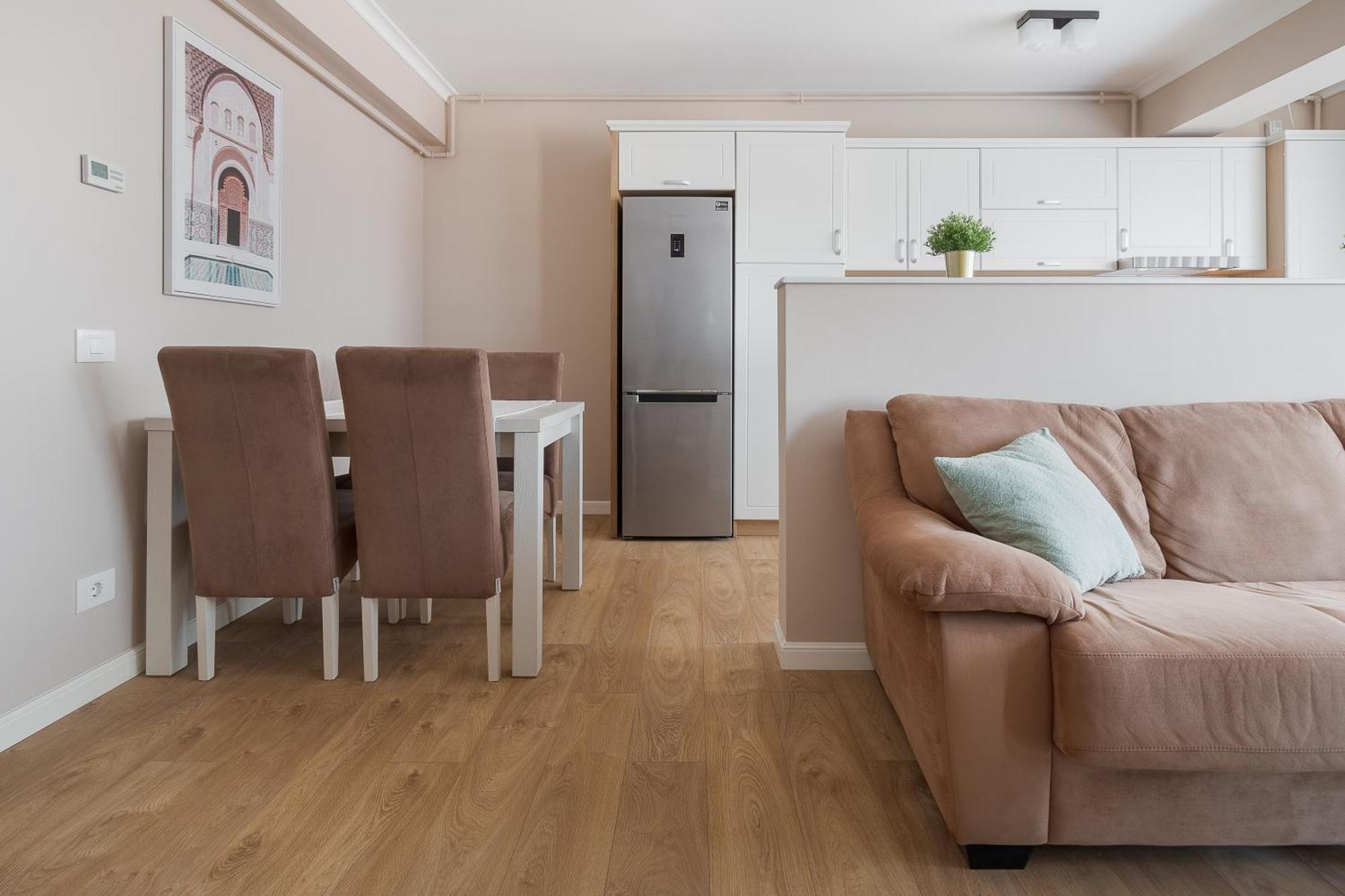 Warm Flat Apartamento Oradea Exterior foto